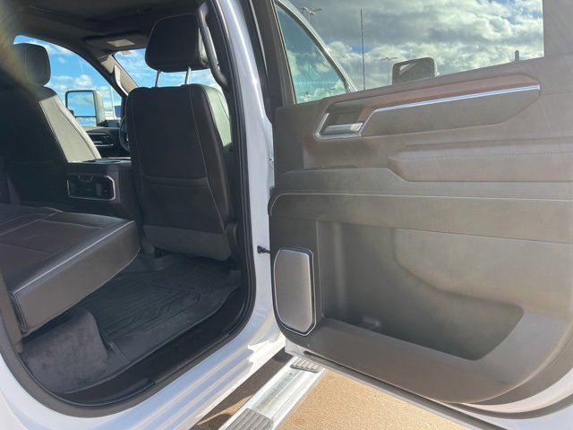 Used 2024 GMC Sierra 3500 Denali image 43