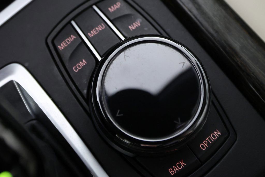 Used 2018 BMW X5 xDrive50i w/ M Sport Package image 27