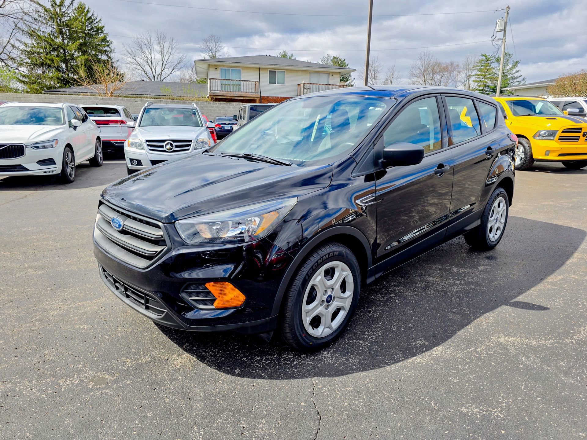 Used 2019 Ford Escape S image 8