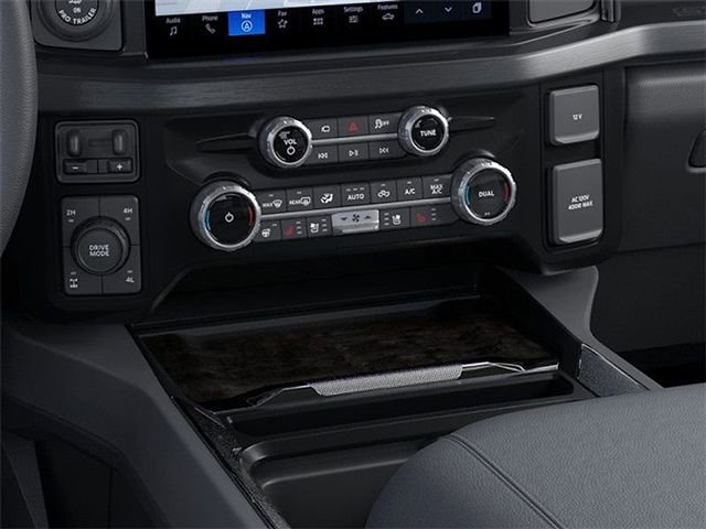 New 2026 Ford F250 Lariat w/ Black Appearance Package image 15