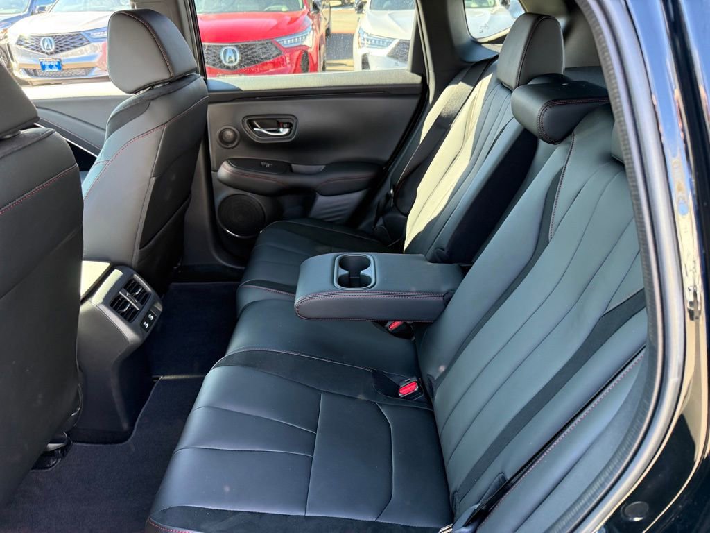 Certified 2025 Acura ADX A-Spec image 17