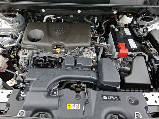 Used 2024 Toyota RAV4 LE AWD/4WD image 32