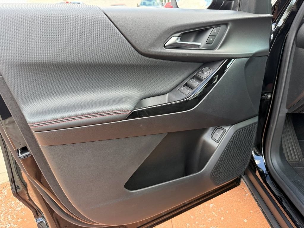 New 2027 Chevrolet Equinox RS FWD image 8
