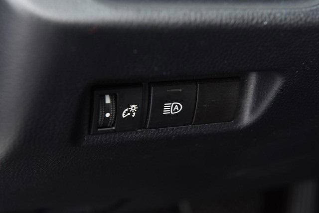 Used 2024 Toyota RAV4 LE image 10