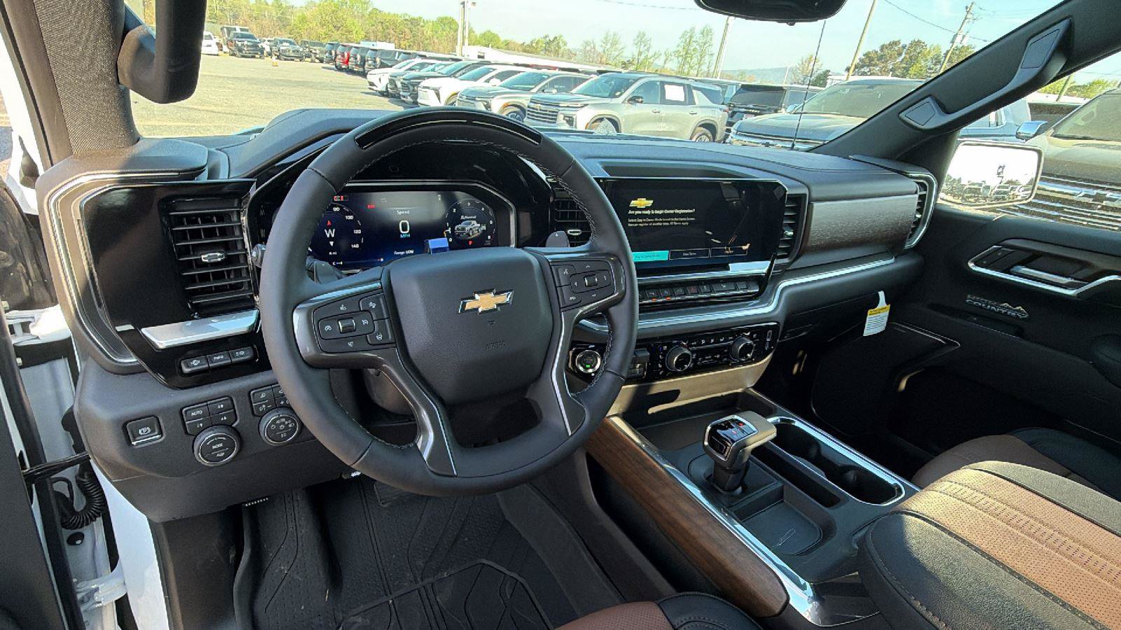 New 2026 Chevrolet Silverado 1500 High Country AWD/4WD image 18