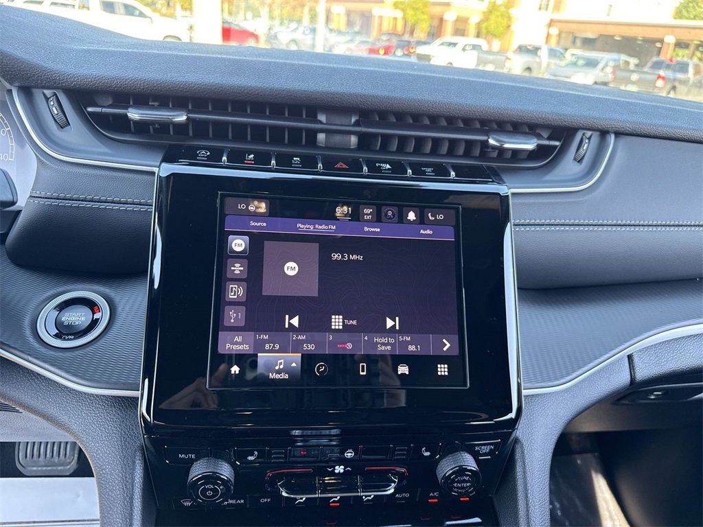 New 2025 Jeep Grand Cherokee Laredo X image 22