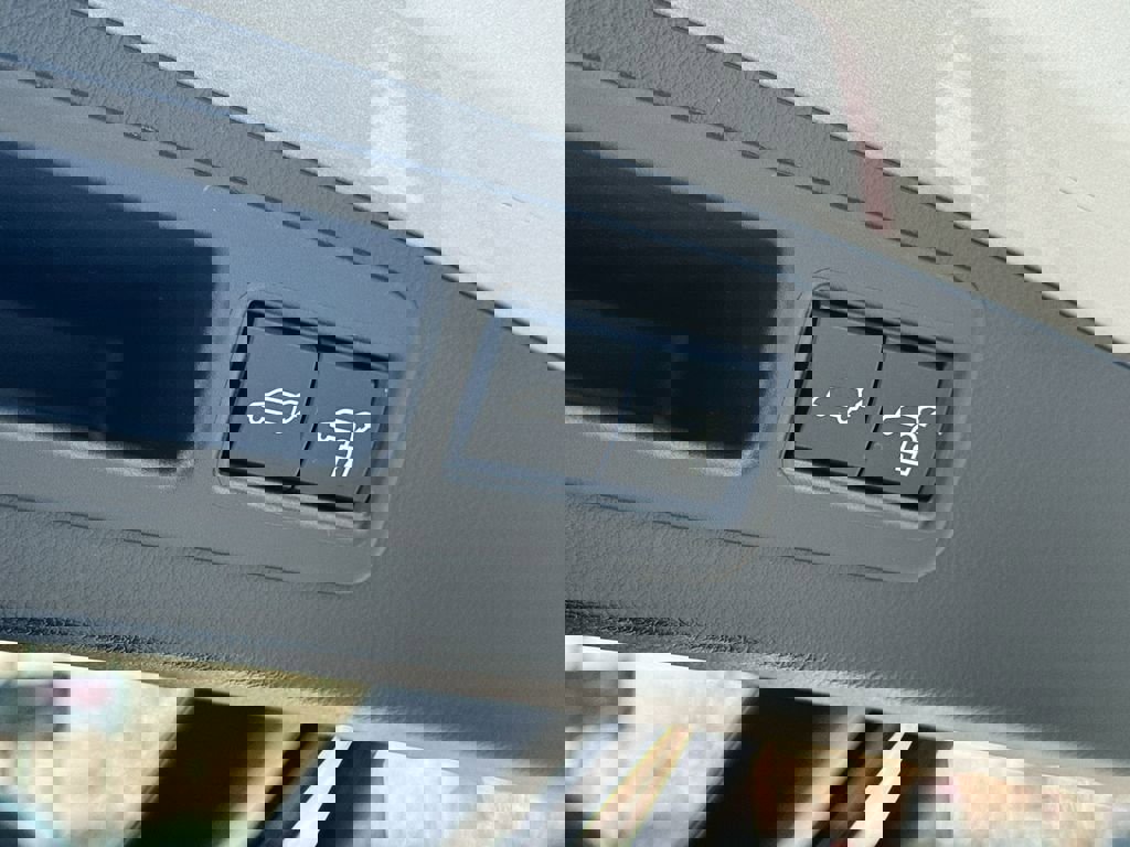 Used 2024 Lexus RX 350 Premium w/ Accessory Package (Z1) image 36