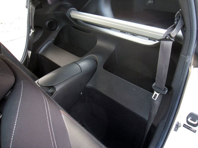 Used 2009 Nissan 370Z Coupe image 26
