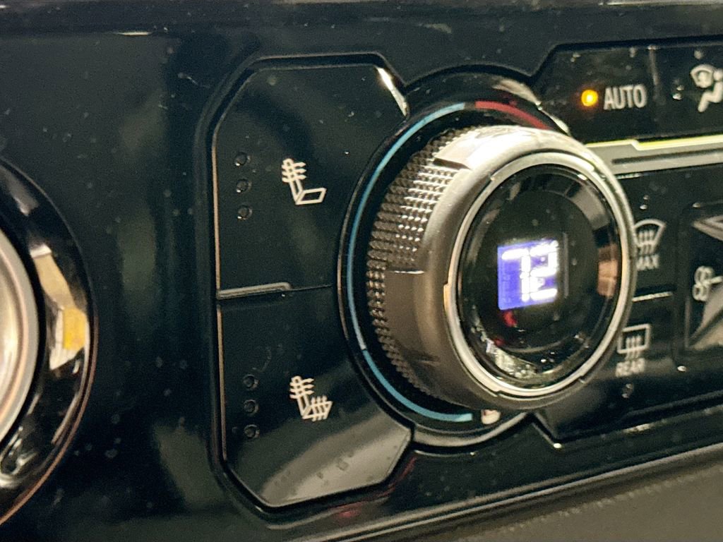 Used 2024 Chevrolet Silverado 1500 LT image 20