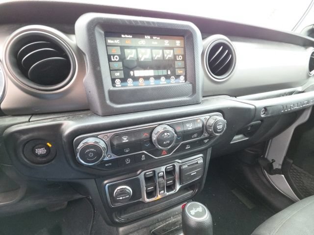 Used 2022 Jeep Wrangler Unlimited Sport AWD/4WD image 5