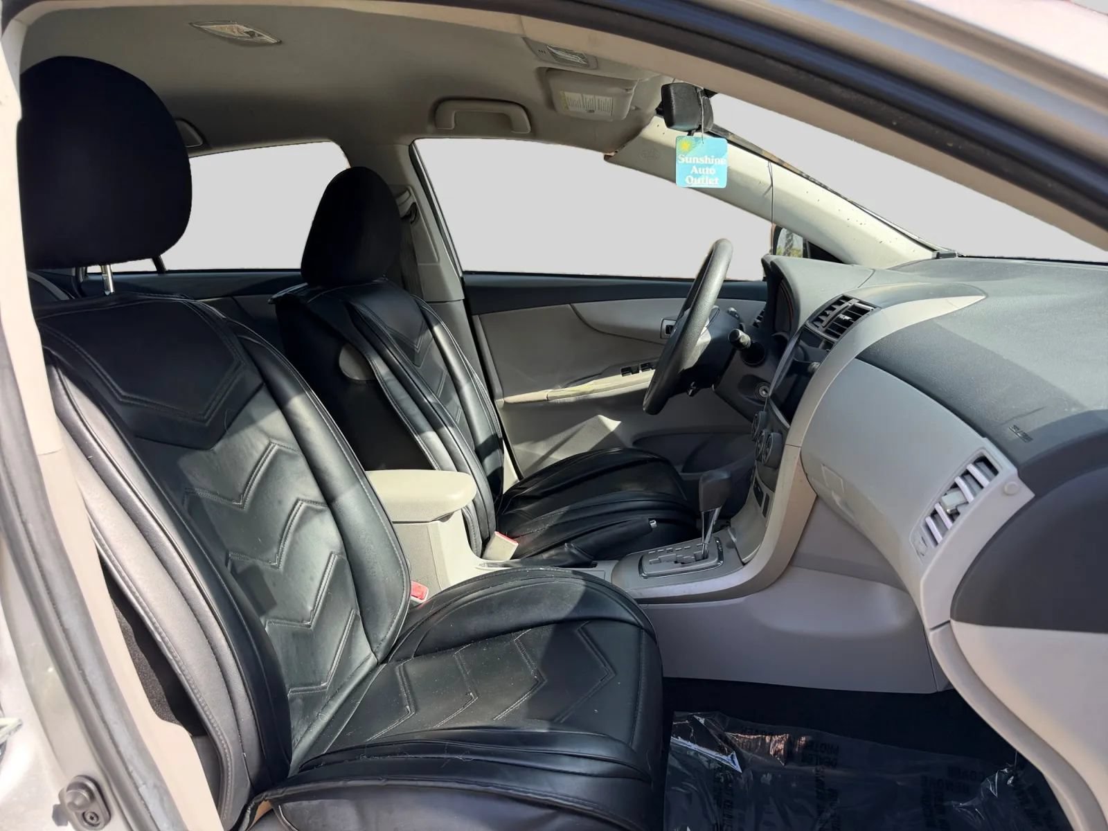 Used 2012 Toyota Corolla LE FWD image 15