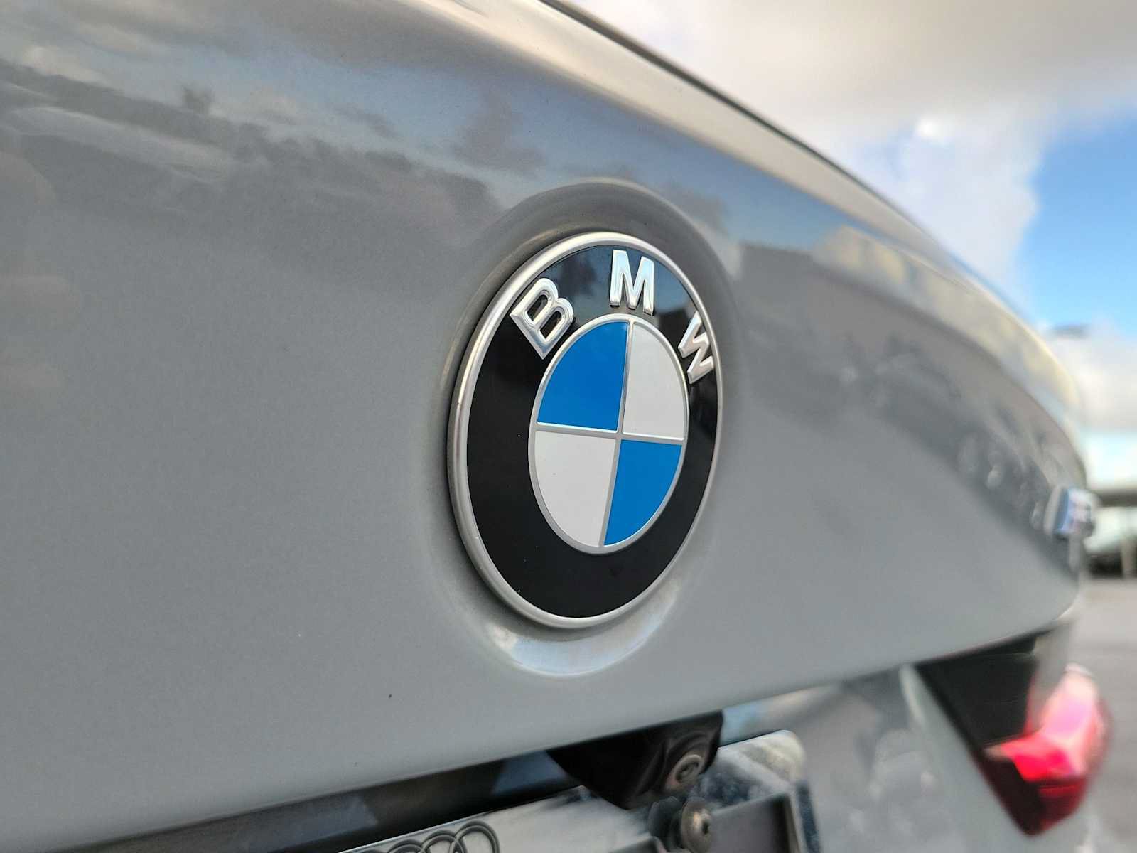 Used 2023 BMW M340i w/ Shadowloine Package RWD image 10