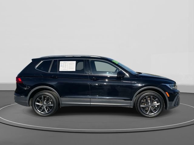 Used 2023 Volkswagen Tiguan SE image 4