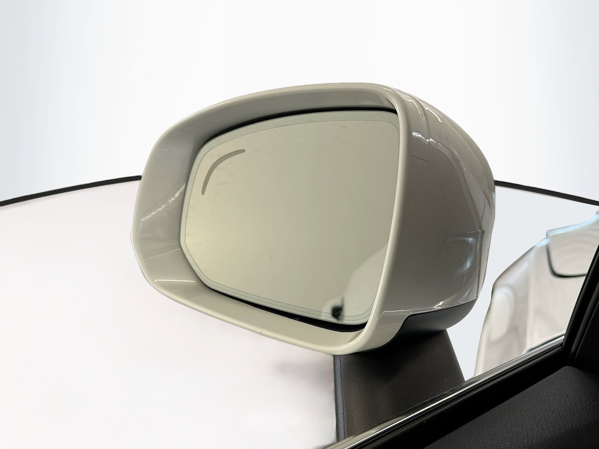 Used 2025 Volvo XC90 B5 Core image 16