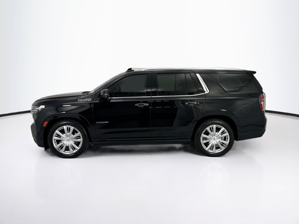 Used 2024 Chevrolet Tahoe High Country AWD/4WD image 8