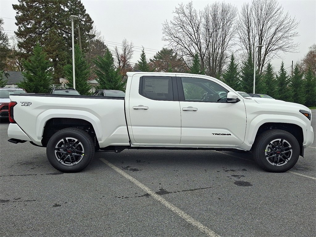 New 2025 Toyota Tacoma TRD Sport image 8