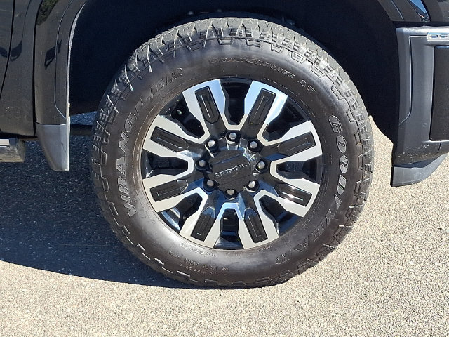 Used 2024 GMC Sierra 3500 Denali Ultimate AWD/4WD image 29