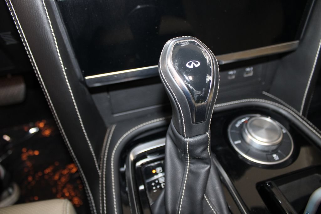 Used 2024 INFINITI QX80 Premium Select w/ Cargo Package AWD/4WD image 43