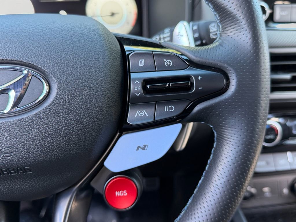 Used 2022 Hyundai Kona N FWD image 18