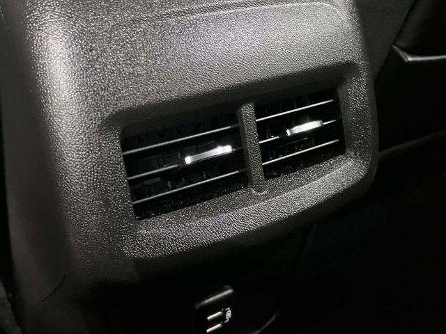 Used 2024 GMC Terrain SLE FWD image 19