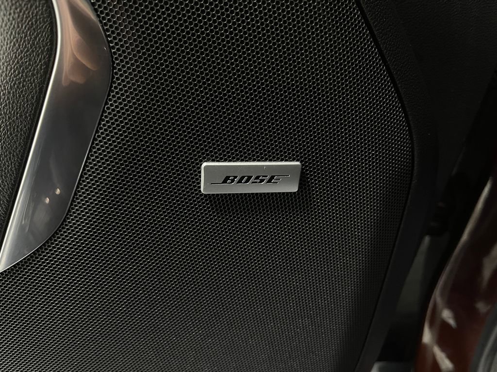 Used 2023 Chevrolet Tahoe LT w/ Luxury Package image 17