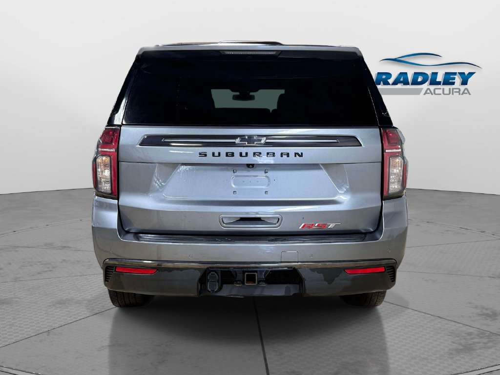 Used 2022 Chevrolet Suburban RST w/ Luxury Package RWD image 6