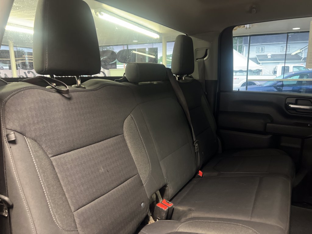 Used 2020 Chevrolet Silverado 2500 LT AWD/4WD image 45