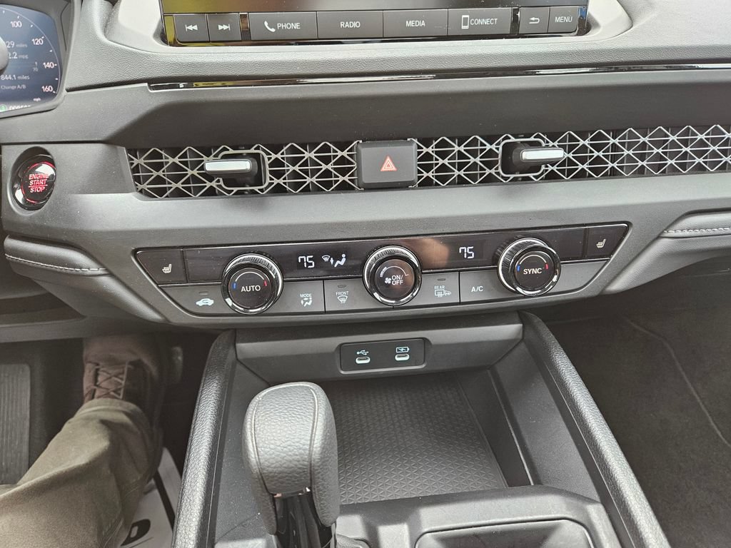 Used 2025 Honda Accord SE image 15