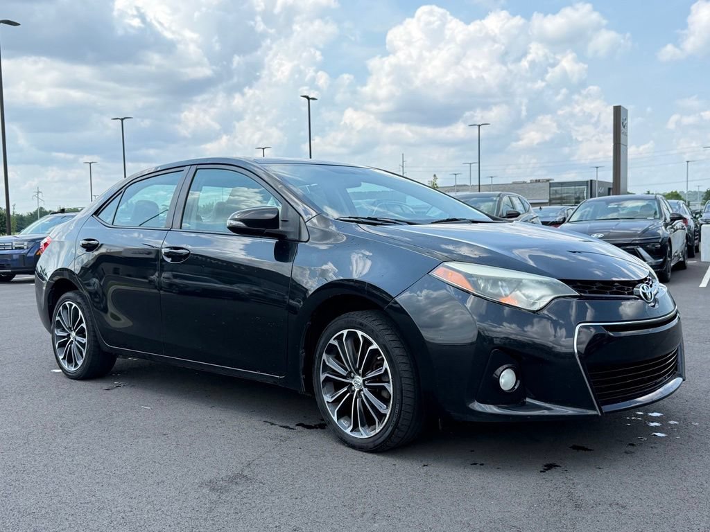 Used 2016 Toyota Corolla S w/ Driver Convenience Package FWD image 3
