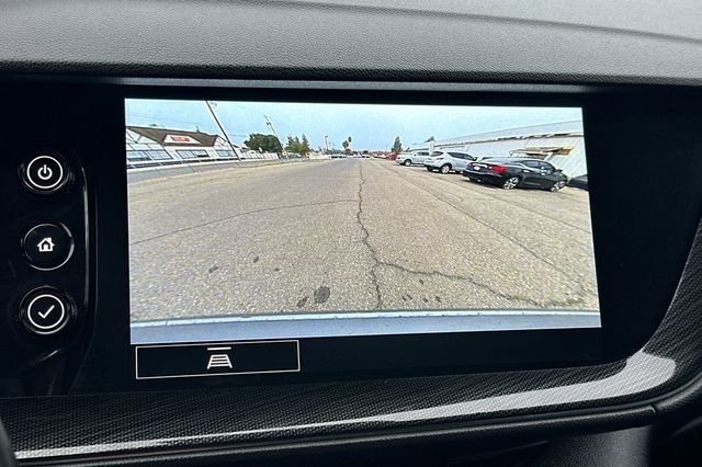Used 2023 Buick Envision Essence image 22