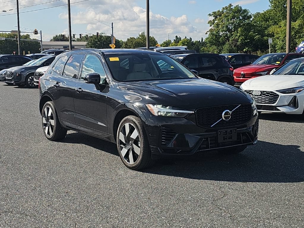 Used 2024 Volvo XC60 T8 Plus w/ Protection Package Premier