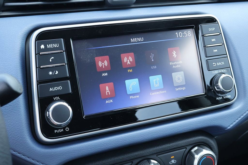 New 2025 Nissan Versa SV w/ Trunk Package image 3