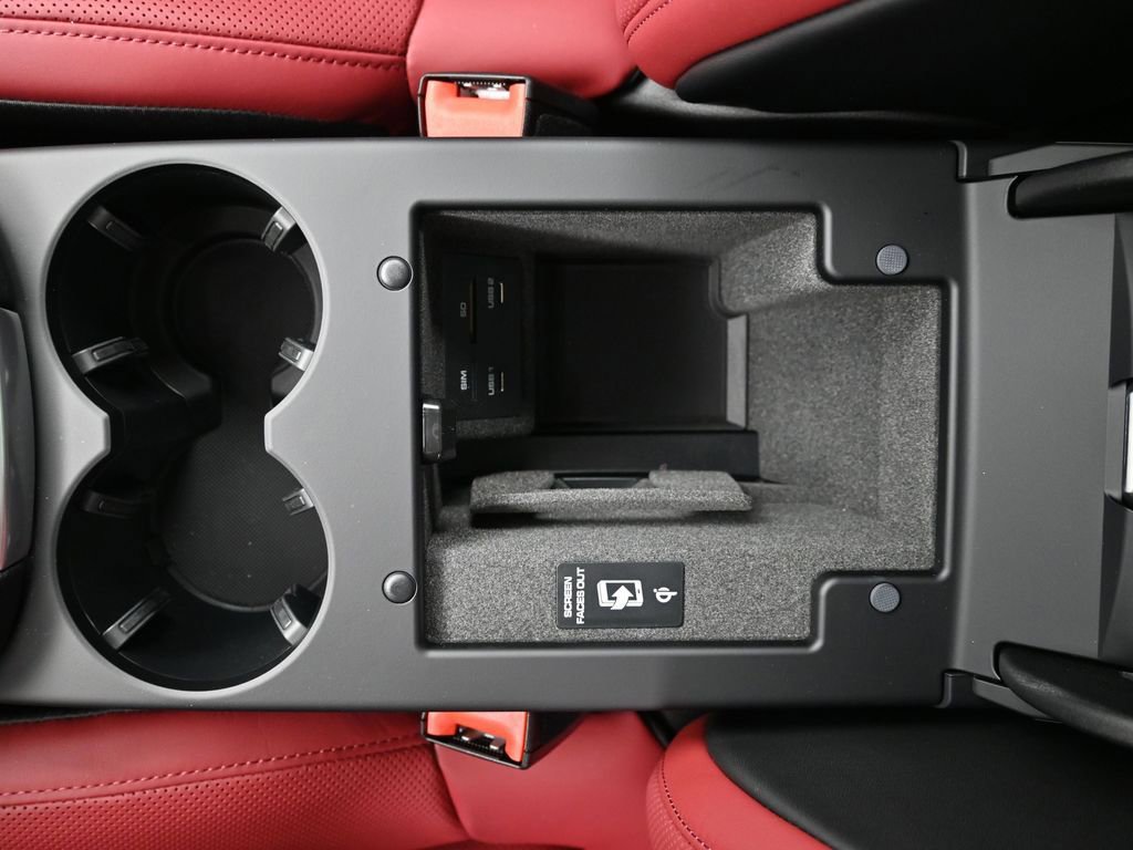 New 2026 Porsche Macan image 24