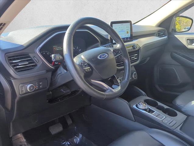 Used 2020 Ford Escape SEL image 9