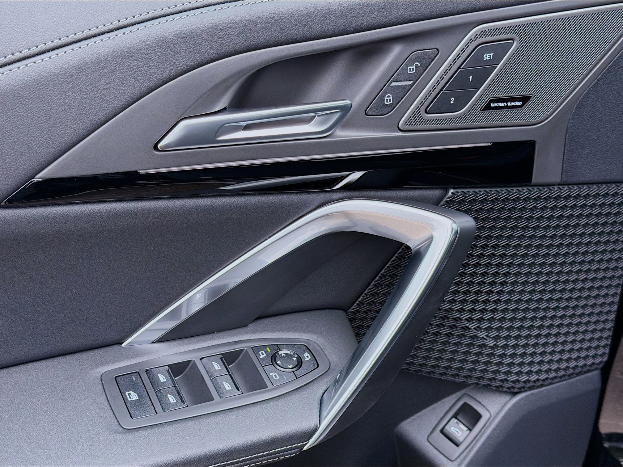 New 2026 BMW X1 xDrive28i w/ Technology Package image 23