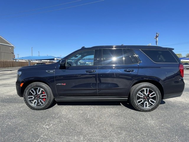 Used 2024 GMC Yukon AT4 w/ AT4 Premium Plus Package image 3