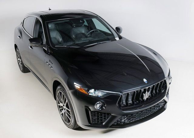 Used 2022 Maserati Levante Modena image 27