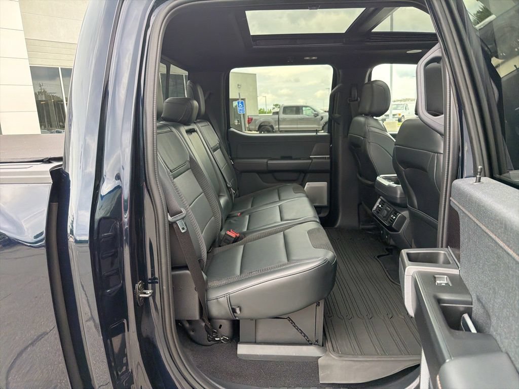 Certified 2023 Ford F150 Raptor w/ Raptor Carbon Fiber Package AWD/4WD image 19