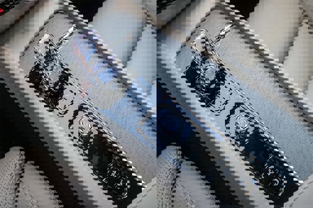 Used 2024 Volvo XC60 B5 Ultimate image 21