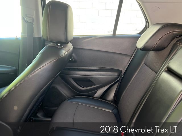 Used 2018 Chevrolet Trax LT w/ LT Convenience Package AWD/4WD image 19