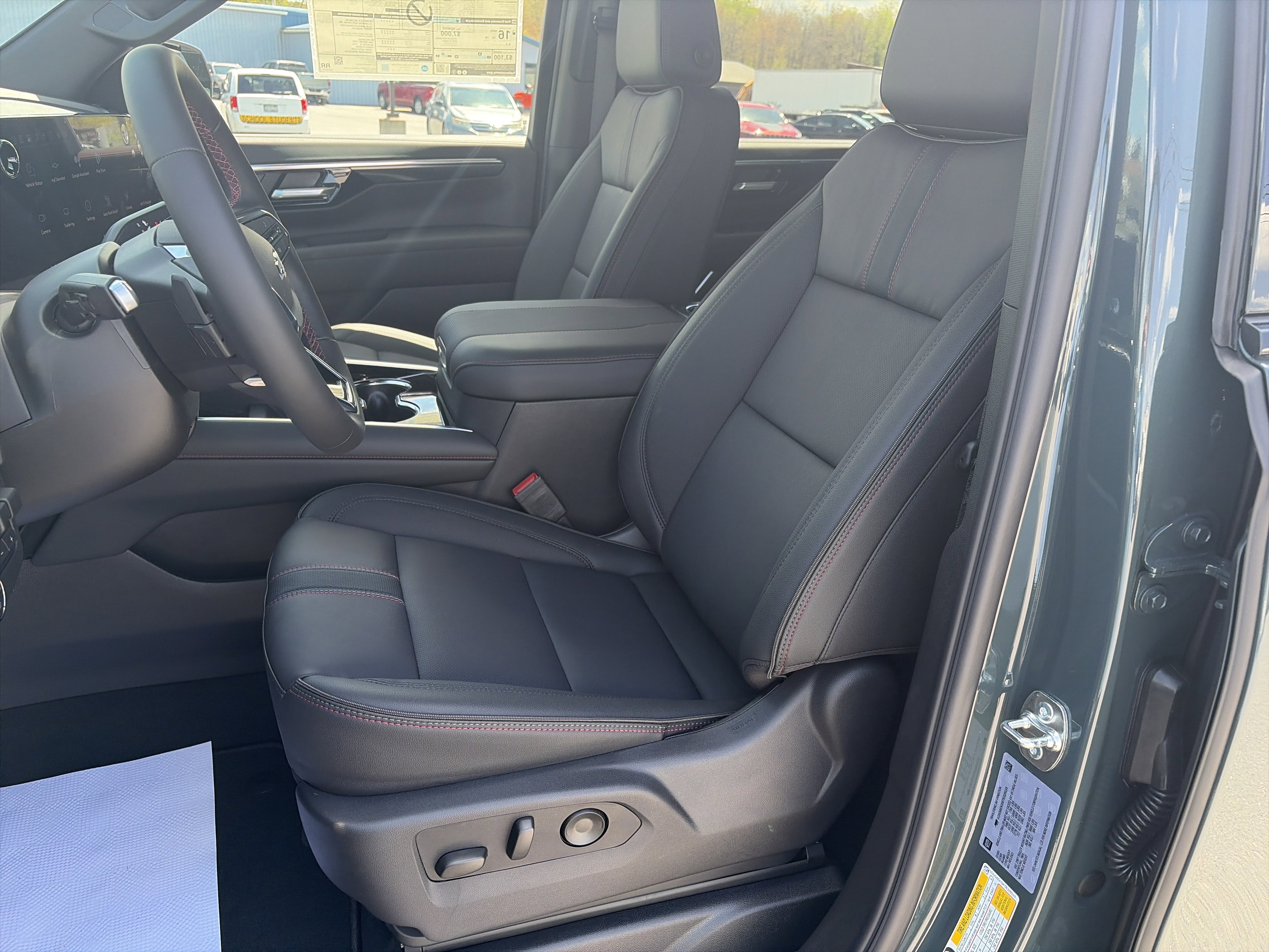 New 2026 Chevrolet Suburban RST w/ Sun And Tow Package AWD/4WD image 13