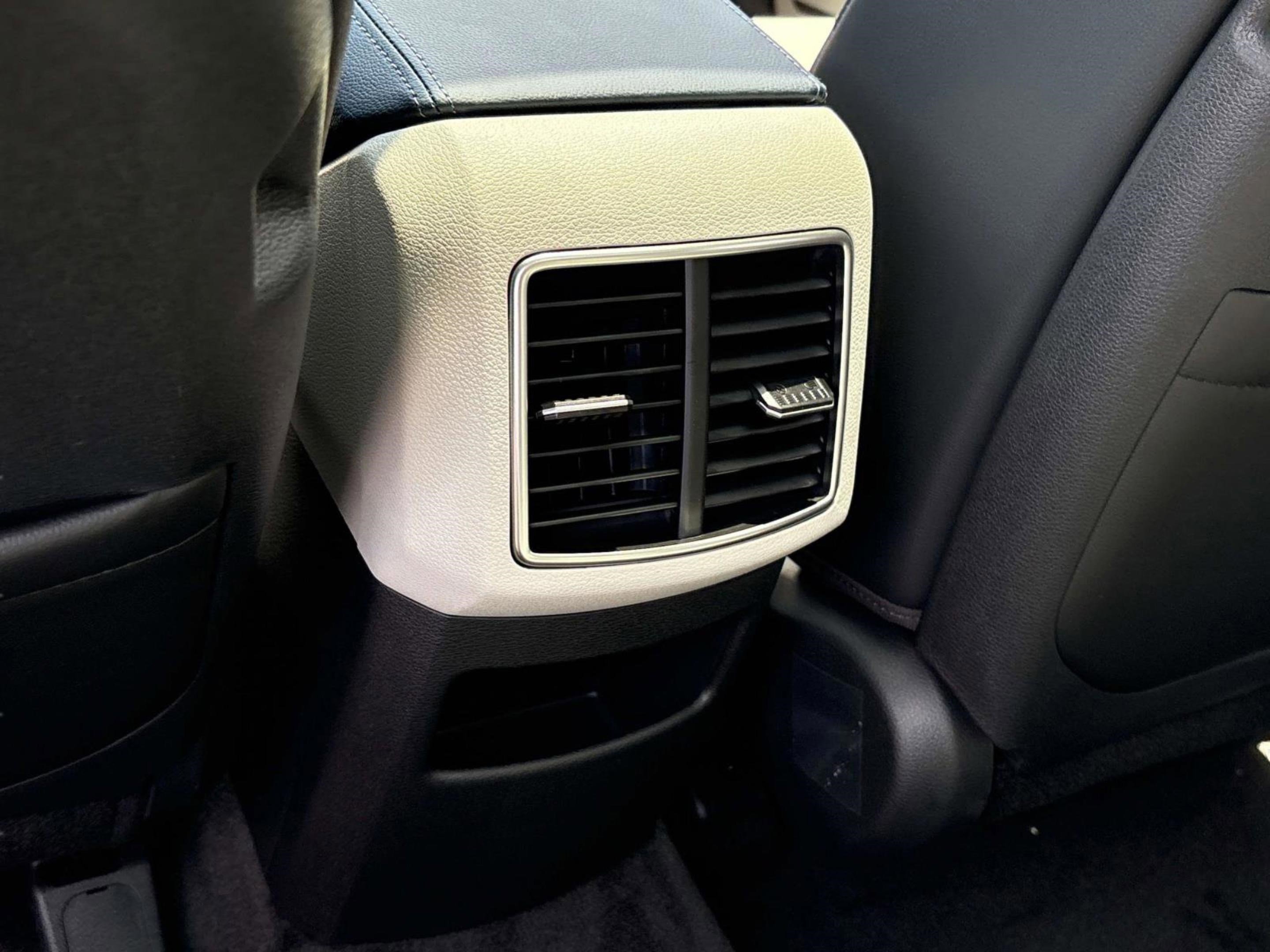 New 2025 Kia Sportage EX w/ EX Premium Package image 14