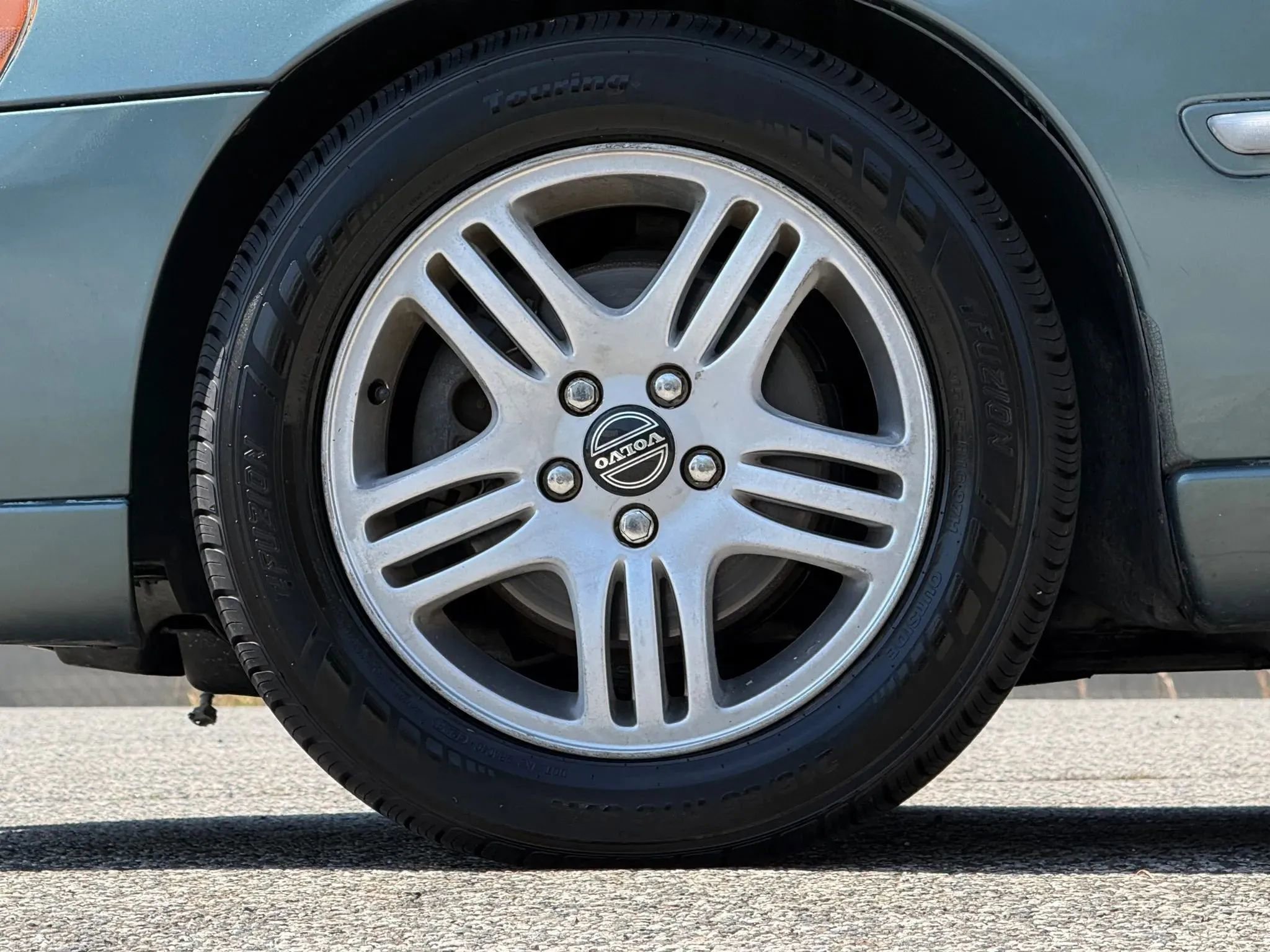 Used 2005 Volvo S60 2.5T image 29