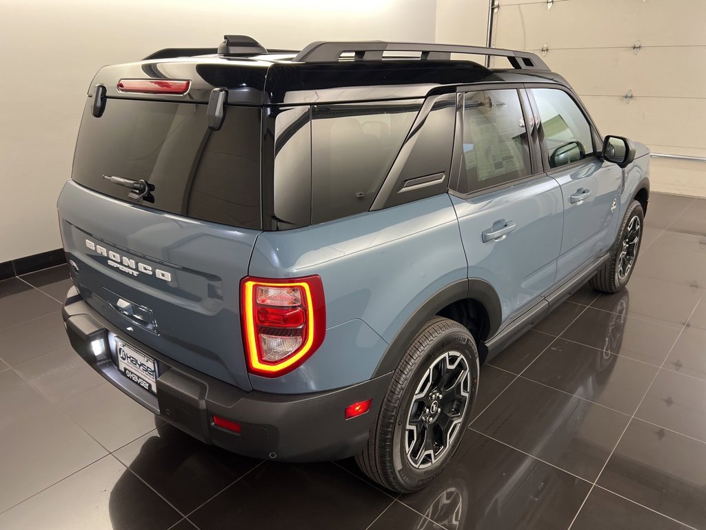 New 2025 Ford Bronco Sport Outer Banks w/ Outer Banks Tech Package+ image 6