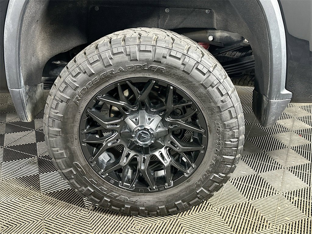 Used 2021 Chevrolet Silverado 3500 High Country w/ Z71 Off-Road Package image 34