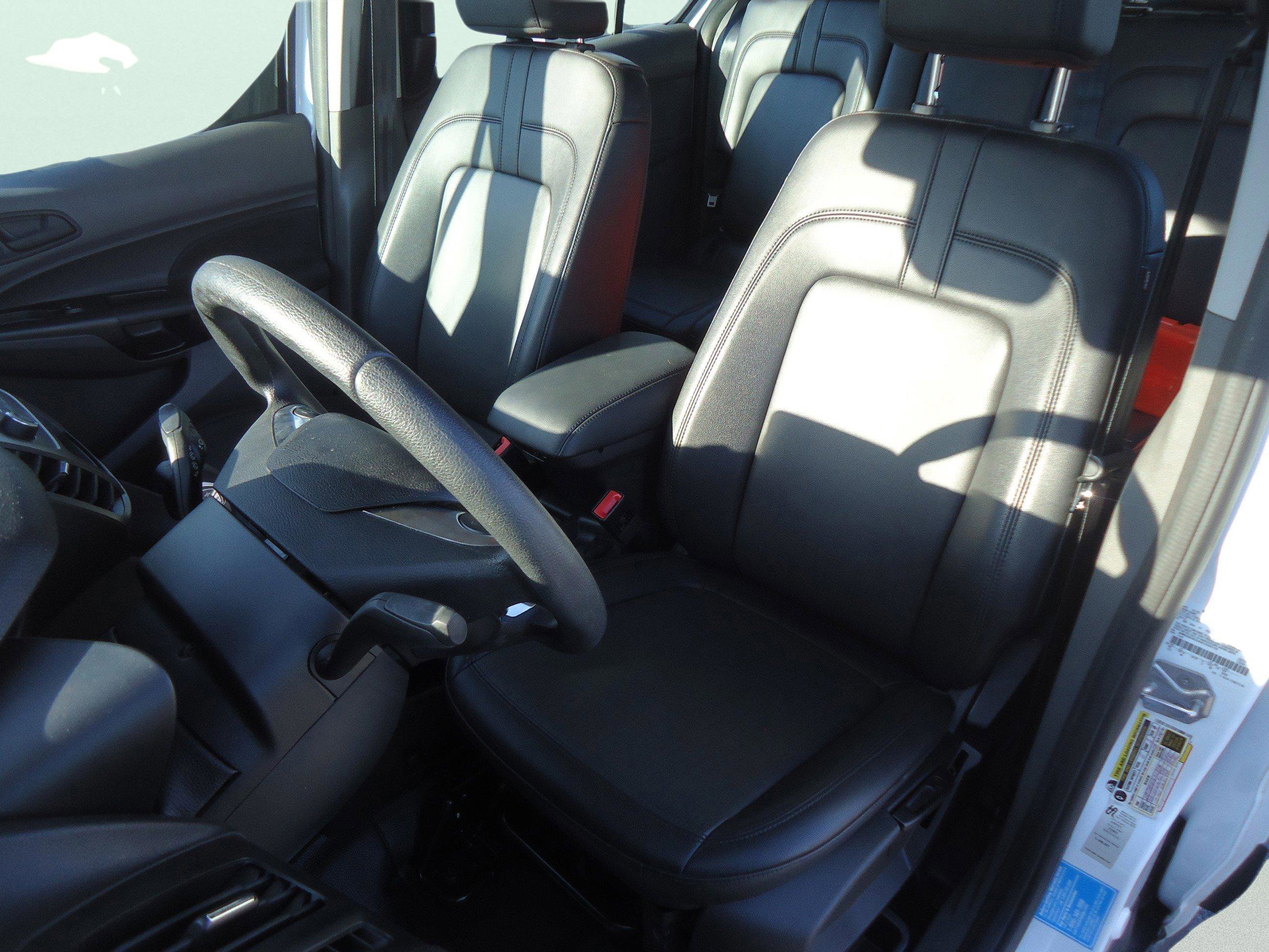 Used 2022 Ford Transit Connect XL image 19