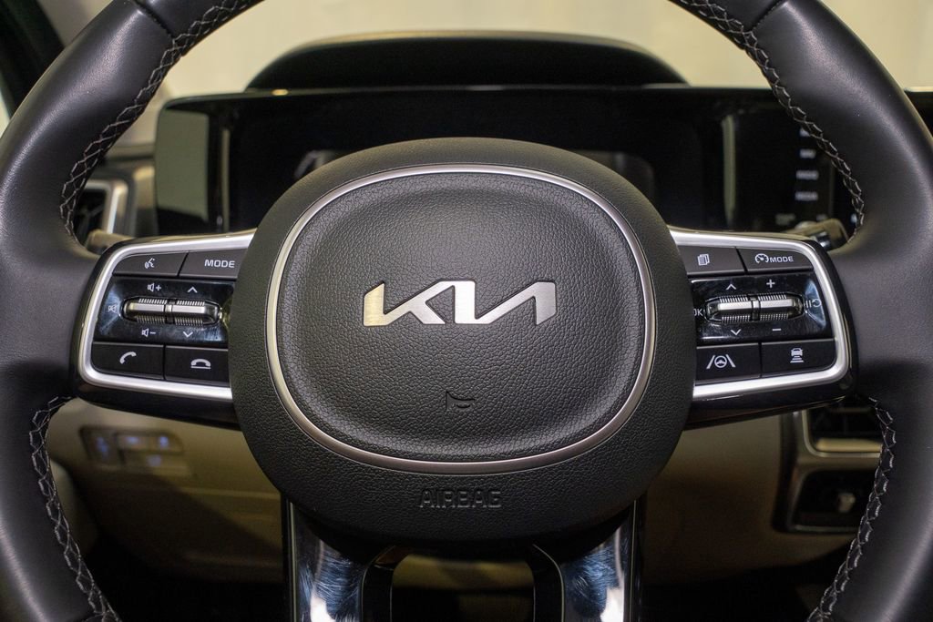 Certified 2023 Kia Sorento EX image 19