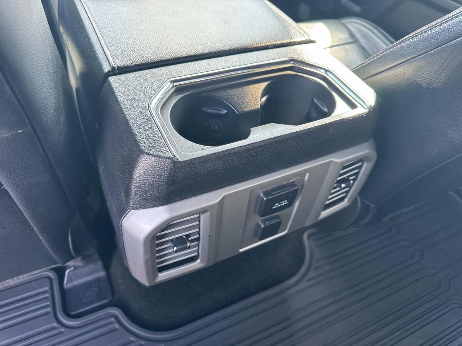 Used 2017 Ford F350 Lariat w/ Lariat Ultimate Package image 16