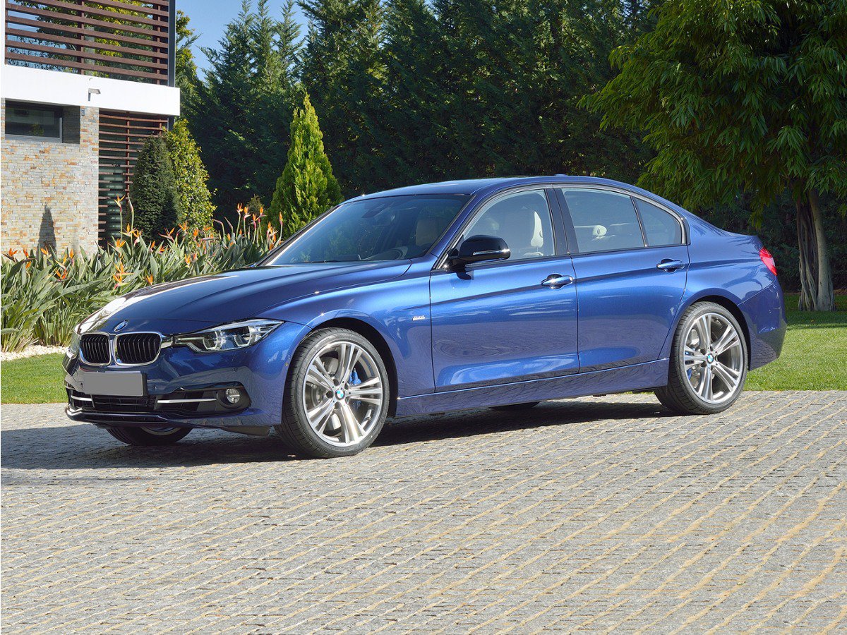 Used 2018 BMW 320i xDrive Sedan