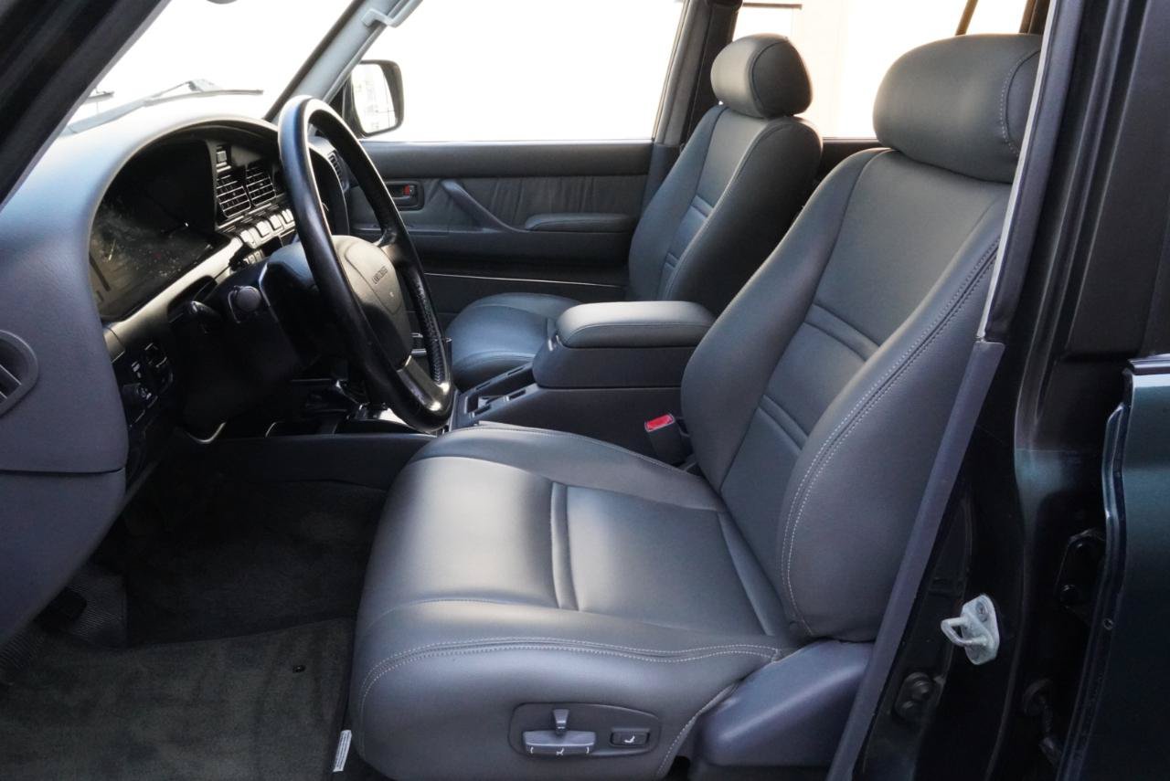 Used 1994 Toyota Land Cruiser AWD/4WD image 29